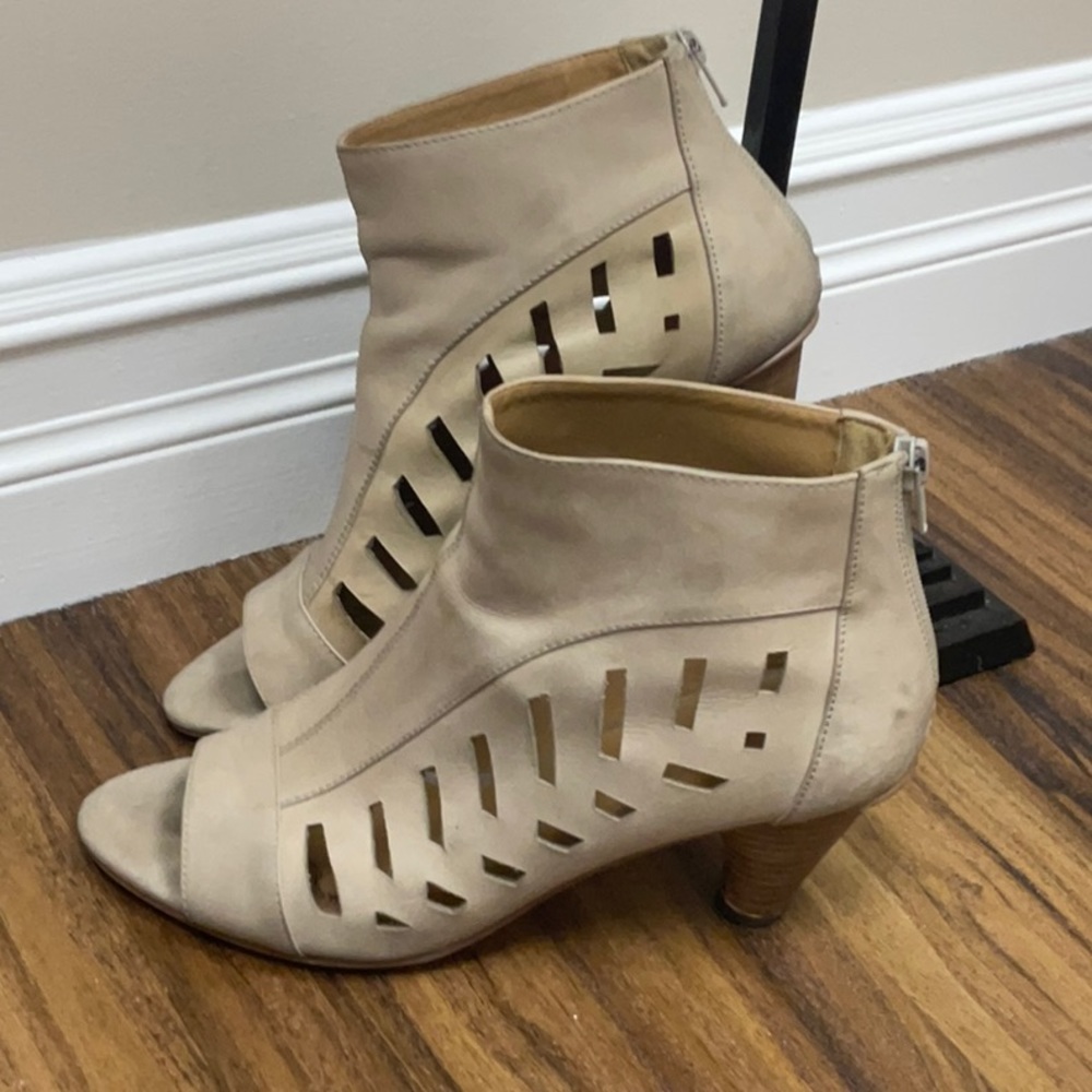 Nine West booties